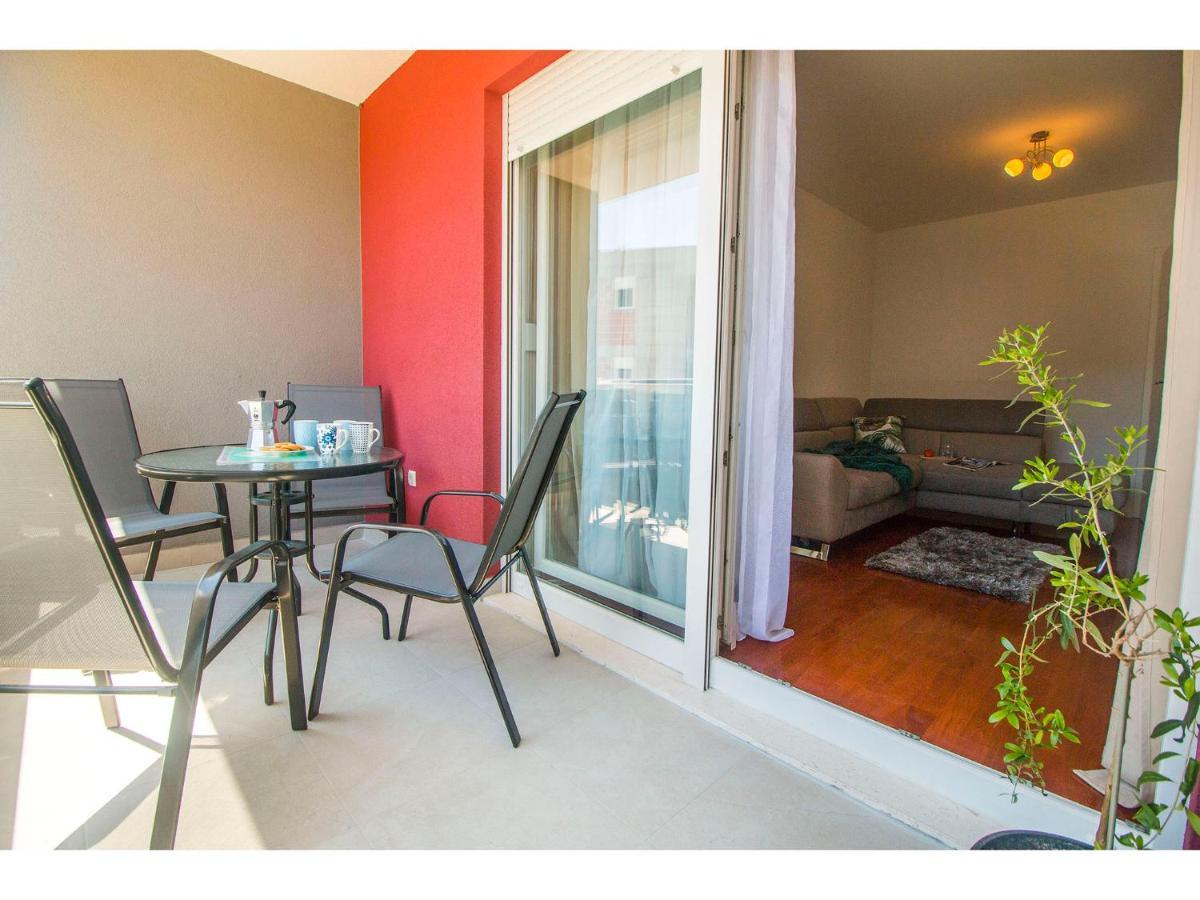 Ferienwohnung Olive Tree Podstrana Exterior foto